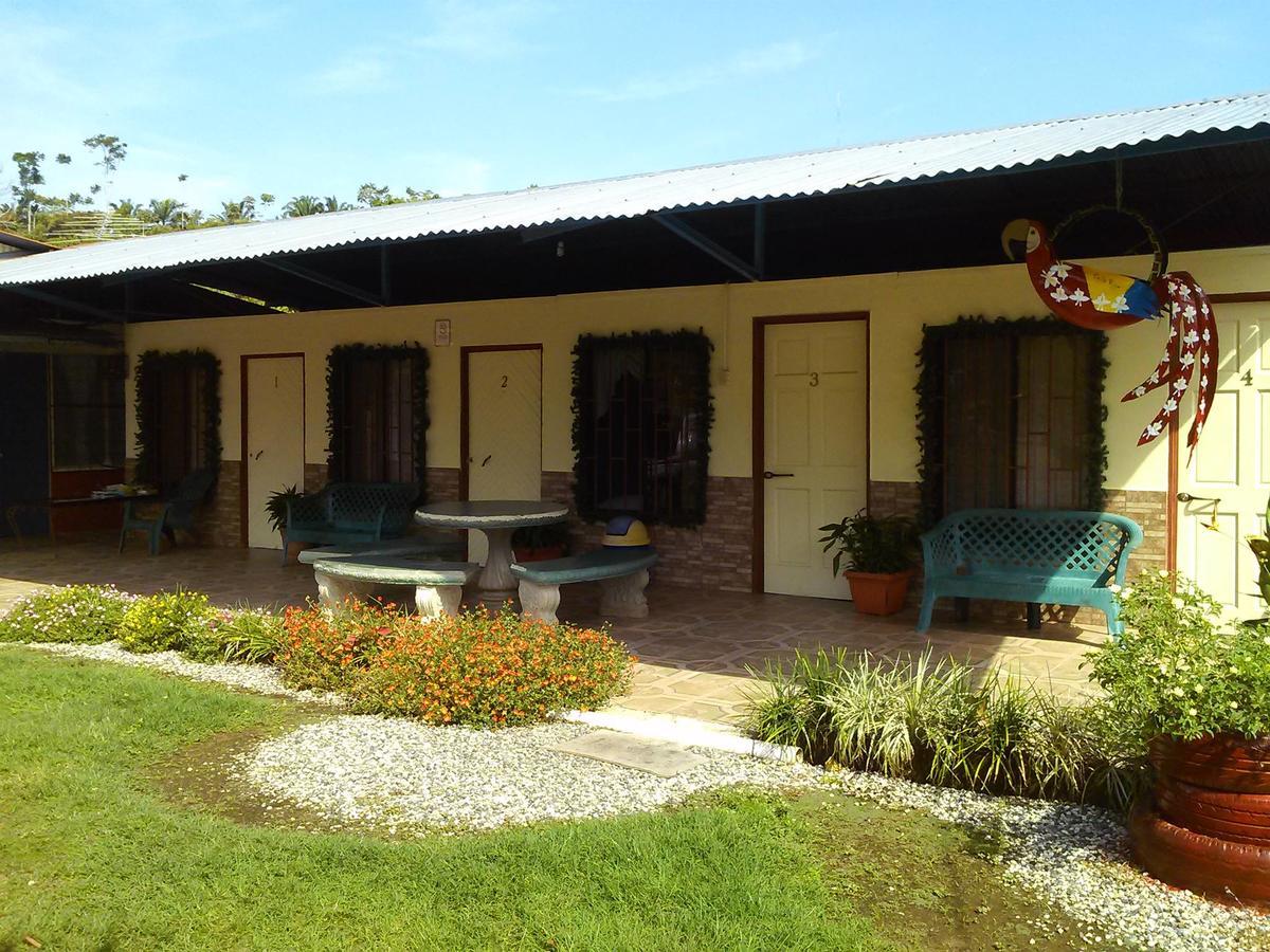 Hotel Margarita Sierpe Esterno foto